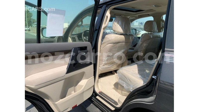 Big with watermark toyota land cruiser cabo delgado import dubai 6877