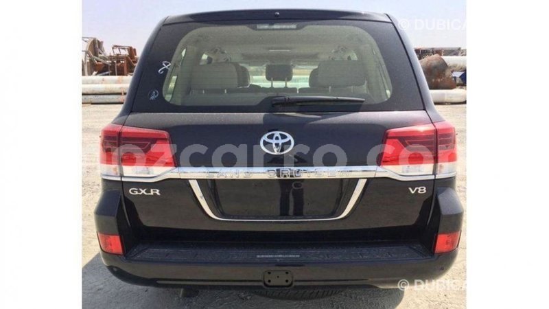 Big with watermark toyota land cruiser cabo delgado import dubai 6879