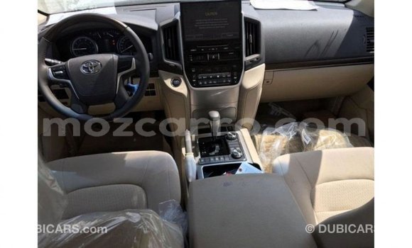 Comprar Importar Toyota Land Cruiser Preto Carro em Import - Dubai em Cabo Delgado Comprar Importar Toyota Land Cruiser Preto Carro em Import - Dubai em Cabo Delgado