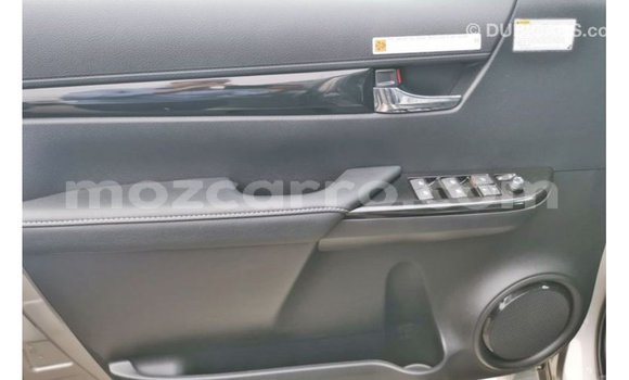 Tenga Imported Toyota Hilux Zvimwe Mota in Import - Dubai in Cabo Delgado Tenga Imported Toyota Hilux Zvimwe Mota in Import - Dubai in Cabo Delgado