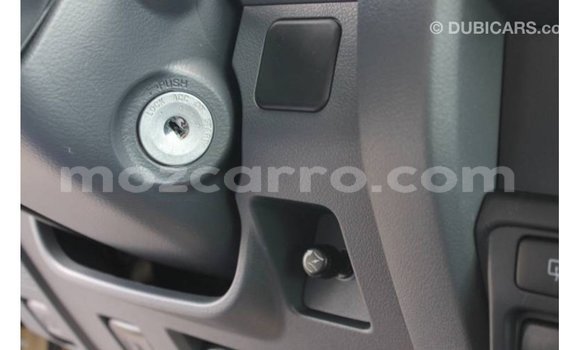 Comprar Importar Toyota Land Cruiser Bege Carro em Import - Dubai em Cabo Delgado Comprar Importar Toyota Land Cruiser Bege Carro em Import - Dubai em Cabo Delgado