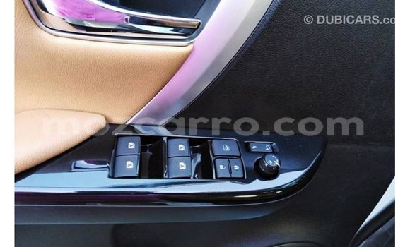 Comprar Importar Toyota Fortuner Branco Carro em Import - Dubai em Cabo Delgado Comprar Importar Toyota Fortuner Branco Carro em Import - Dubai em Cabo Delgado