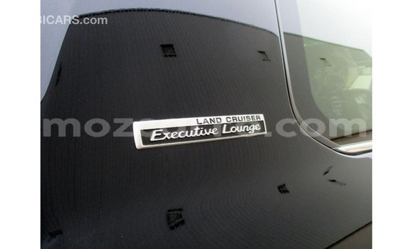 Comprar Importar Toyota Land Cruiser Preto Carro em Import - Dubai em Cabo Delgado Comprar Importar Toyota Land Cruiser Preto Carro em Import - Dubai em Cabo Delgado