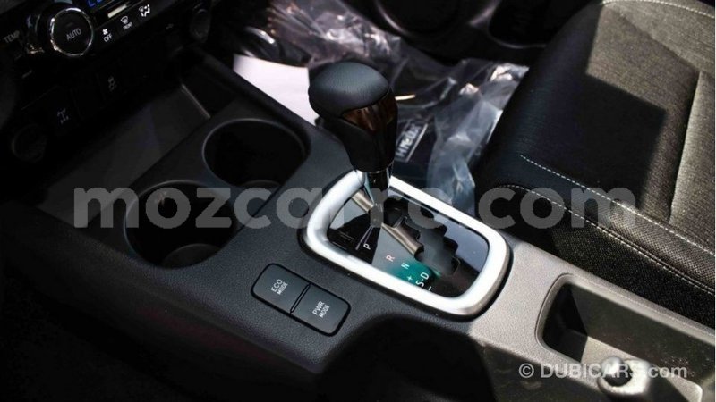 Big with watermark toyota hilux cabo delgado import dubai 6900