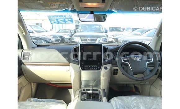 Comprar Importar Toyota Land Cruiser De outros Carro em Import - Dubai em Cabo Delgado Comprar Importar Toyota Land Cruiser De outros Carro em Import - Dubai em Cabo Delgado