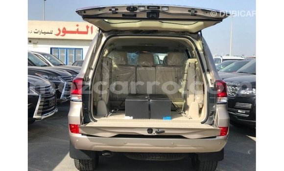 Comprar Importar Toyota Land Cruiser De outros Carro em Import - Dubai em Cabo Delgado Comprar Importar Toyota Land Cruiser De outros Carro em Import - Dubai em Cabo Delgado