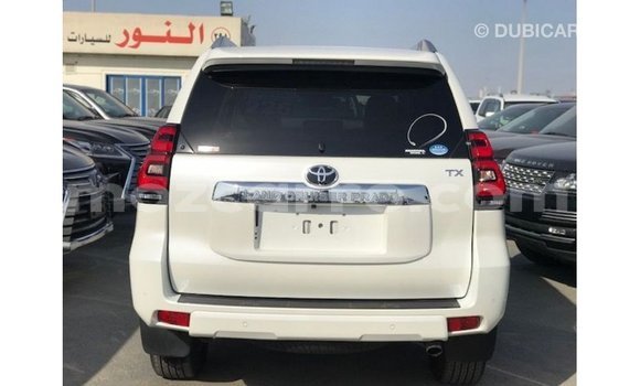 Comprar Importar Toyota Prado Branco Carro em Import - Dubai em Cabo Delgado Comprar Importar Toyota Prado Branco Carro em Import - Dubai em Cabo Delgado