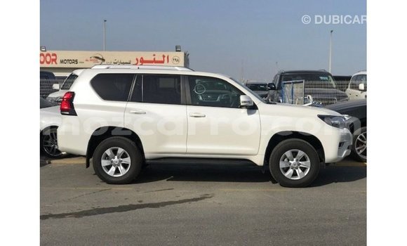 Comprar Importar Toyota Prado Branco Carro em Import - Dubai em Cabo Delgado Comprar Importar Toyota Prado Branco Carro em Import - Dubai em Cabo Delgado