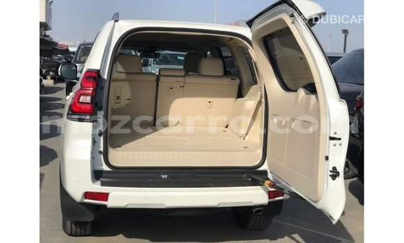 Comprar Importar Toyota Prado Branco Carro em Import - Dubai em Cabo Delgado Comprar Importar Toyota Prado Branco Carro em Import - Dubai em Cabo Delgado