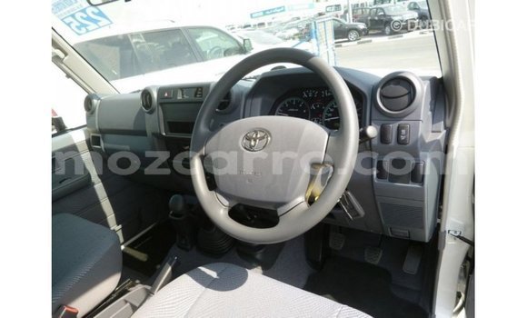 Buy Import Toyota Land Cruiser White Car in Import - Dubai in Cabo Delgado Buy Import Toyota Land Cruiser White Car in Import - Dubai in Cabo Delgado