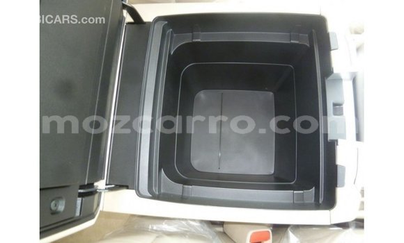 Tenga Imported Toyota Land Cruiser Nhema Mota in Import - Dubai in Cabo Delgado Tenga Imported Toyota Land Cruiser Nhema Mota in Import - Dubai in Cabo Delgado