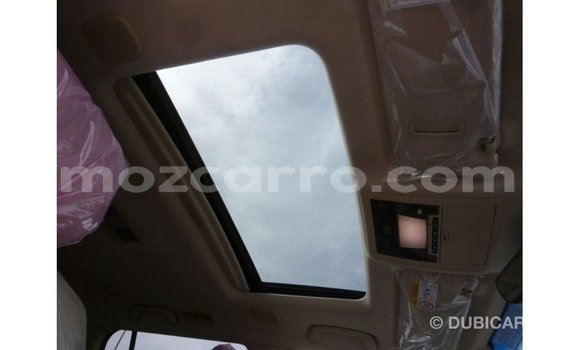 Comprar Importar Toyota Land Cruiser Branco Carro em Import - Dubai em Cabo Delgado Comprar Importar Toyota Land Cruiser Branco Carro em Import - Dubai em Cabo Delgado