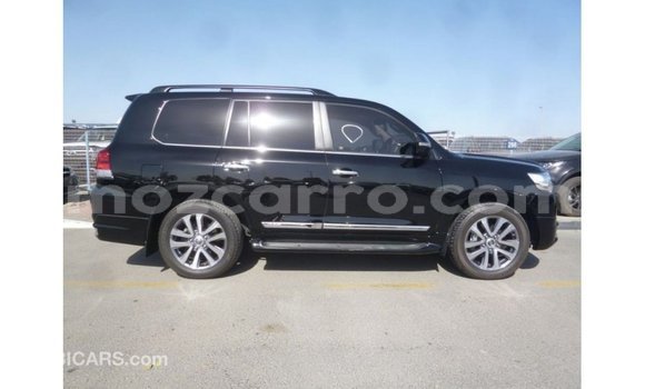 Comprar Importar Toyota Land Cruiser Preto Carro em Import - Dubai em Cabo Delgado Comprar Importar Toyota Land Cruiser Preto Carro em Import - Dubai em Cabo Delgado