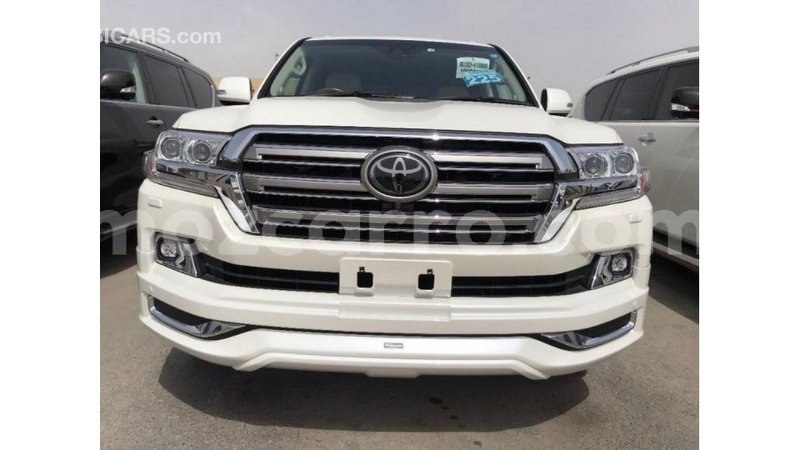 Big with watermark toyota land cruiser cabo delgado import dubai 6924