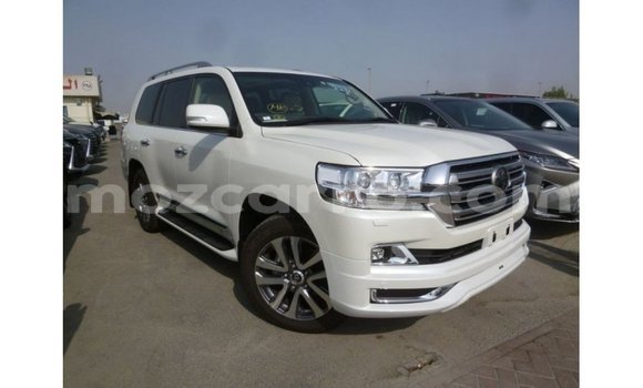 Nunua Imported Toyota Land Cruiser Nyeupe Gari ndani ya Import - Dubai nchini Cabo Delgado Nunua Imported Toyota Land Cruiser Nyeupe Gari ndani ya Import - Dubai nchini Cabo Delgado