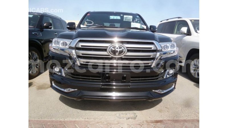 Big with watermark toyota land cruiser cabo delgado import dubai 6926