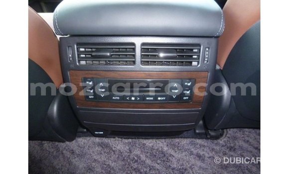Tenga Imported Toyota Land Cruiser Tsvuku Mota in Import - Dubai in Cabo Delgado Tenga Imported Toyota Land Cruiser Tsvuku Mota in Import - Dubai in Cabo Delgado