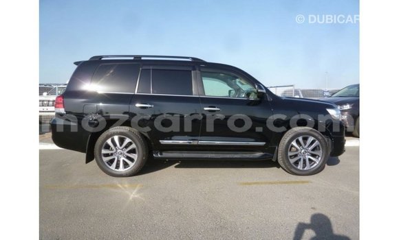 Nunua Imported Toyota Land Cruiser Nyeusi Gari ndani ya Import - Dubai nchini Cabo Delgado Nunua Imported Toyota Land Cruiser Nyeusi Gari ndani ya Import - Dubai nchini Cabo Delgado