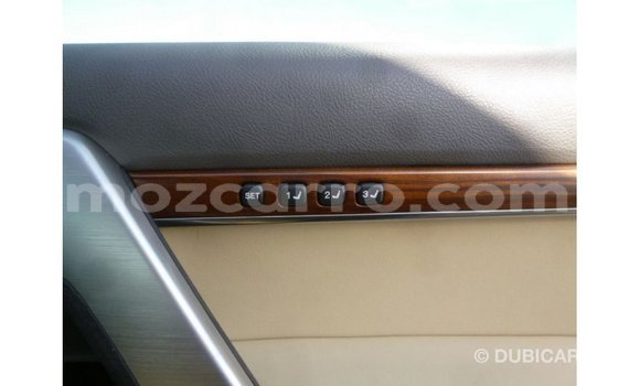 Nunua Imported Toyota Land Cruiser Nyeusi Gari ndani ya Import - Dubai nchini Cabo Delgado Nunua Imported Toyota Land Cruiser Nyeusi Gari ndani ya Import - Dubai nchini Cabo Delgado