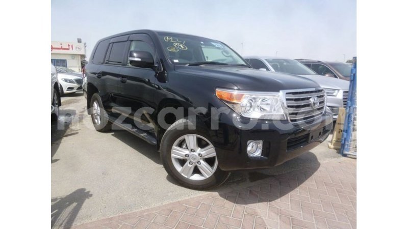 Big with watermark toyota land cruiser cabo delgado import dubai 6933