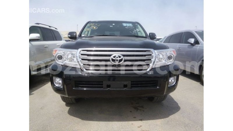 Big with watermark toyota land cruiser cabo delgado import dubai 6933