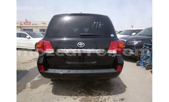 Nunua Imported Toyota Land Cruiser Nyeusi Gari ndani ya Import - Dubai nchini Cabo Delgado Nunua Imported Toyota Land Cruiser Nyeusi Gari ndani ya Import - Dubai nchini Cabo Delgado