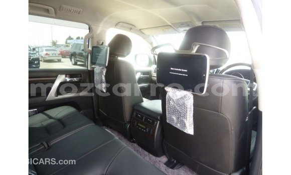 Nunua Imported Toyota Land Cruiser Nyeusi Gari ndani ya Import - Dubai nchini Cabo Delgado Nunua Imported Toyota Land Cruiser Nyeusi Gari ndani ya Import - Dubai nchini Cabo Delgado