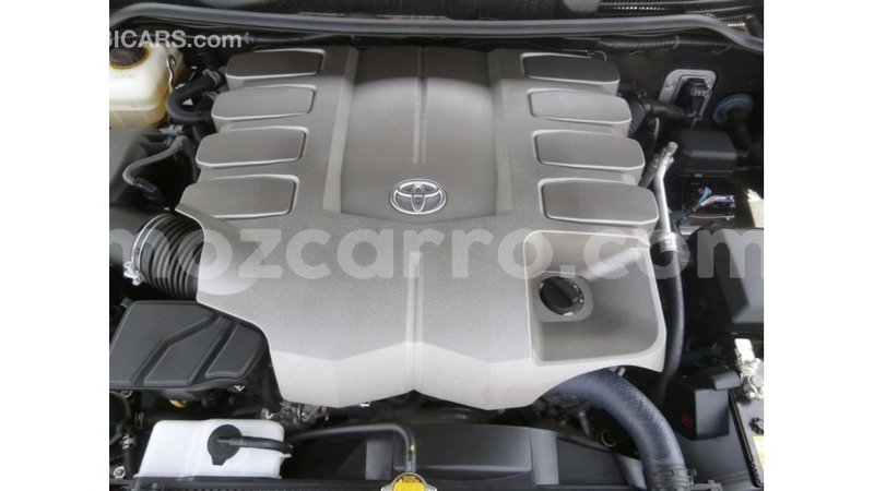 Big with watermark toyota land cruiser cabo delgado import dubai 6933