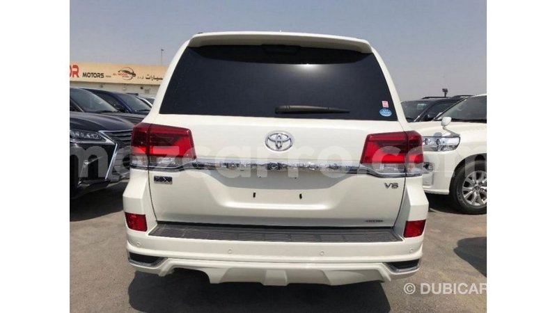 Big with watermark toyota land cruiser cabo delgado import dubai 6934