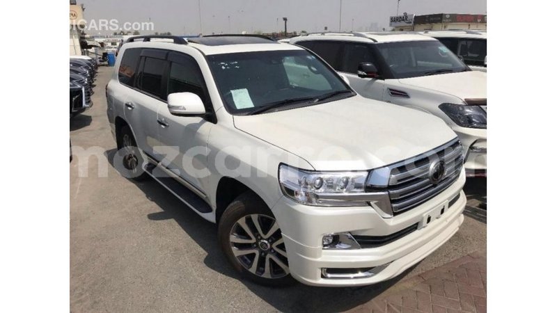 Big with watermark toyota land cruiser cabo delgado import dubai 6934