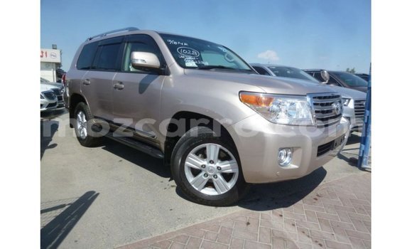 Comprar Importar Toyota Land Cruiser De outros Carro em Import - Dubai em Cabo Delgado Comprar Importar Toyota Land Cruiser De outros Carro em Import - Dubai em Cabo Delgado