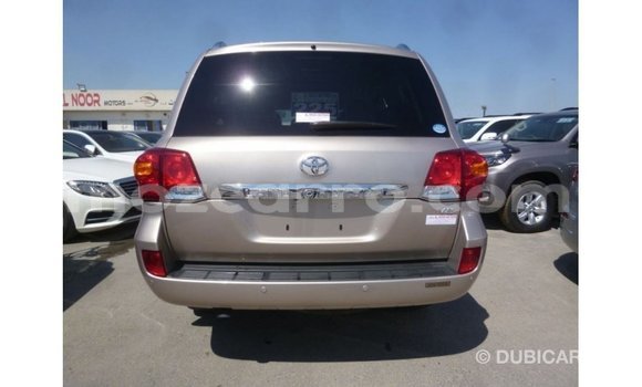 Comprar Importar Toyota Land Cruiser De outros Carro em Import - Dubai em Cabo Delgado Comprar Importar Toyota Land Cruiser De outros Carro em Import - Dubai em Cabo Delgado