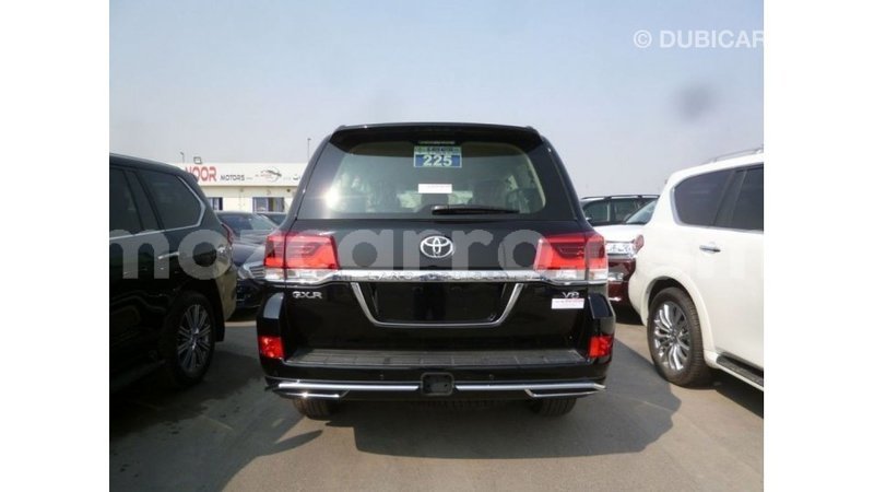 Big with watermark toyota land cruiser cabo delgado import dubai 6937