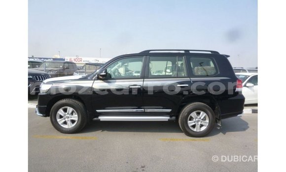 Nunua Imported Toyota Land Cruiser Nyeusi Gari ndani ya Import - Dubai nchini Cabo Delgado Nunua Imported Toyota Land Cruiser Nyeusi Gari ndani ya Import - Dubai nchini Cabo Delgado