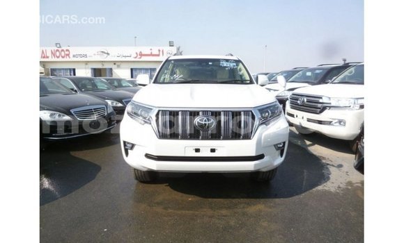 Nunua Imported Toyota Prado Nyeupe Gari ndani ya Import - Dubai nchini Cabo Delgado Nunua Imported Toyota Prado Nyeupe Gari ndani ya Import - Dubai nchini Cabo Delgado