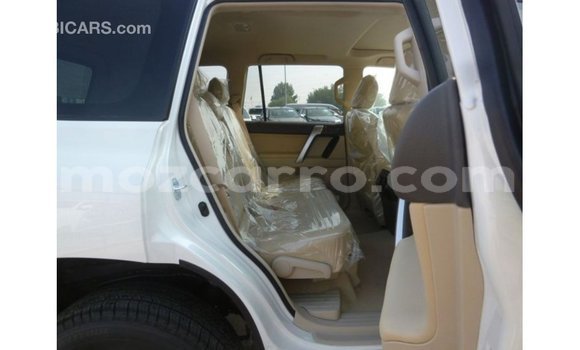 Nunua Imported Toyota Prado Nyeupe Gari ndani ya Import - Dubai nchini Cabo Delgado Nunua Imported Toyota Prado Nyeupe Gari ndani ya Import - Dubai nchini Cabo Delgado