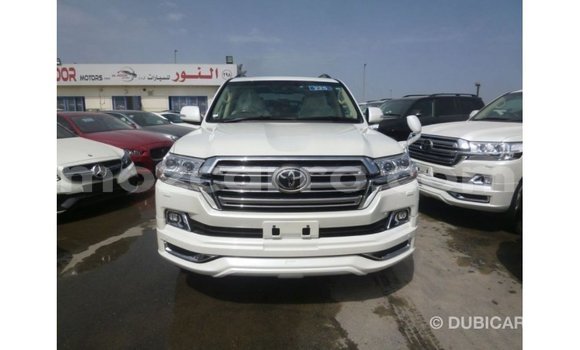 Buy Import Toyota Land Cruiser White Car in Import - Dubai in Cabo Delgado Buy Import Toyota Land Cruiser White Car in Import - Dubai in Cabo Delgado