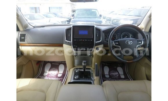 Buy Import Toyota Land Cruiser White Car in Import - Dubai in Cabo Delgado Buy Import Toyota Land Cruiser White Car in Import - Dubai in Cabo Delgado