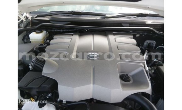 Buy Import Toyota Land Cruiser White Car in Import - Dubai in Cabo Delgado Buy Import Toyota Land Cruiser White Car in Import - Dubai in Cabo Delgado