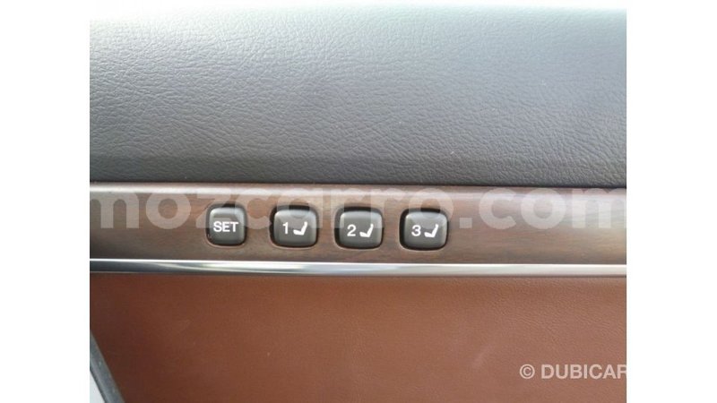 Big with watermark toyota land cruiser cabo delgado import dubai 6942