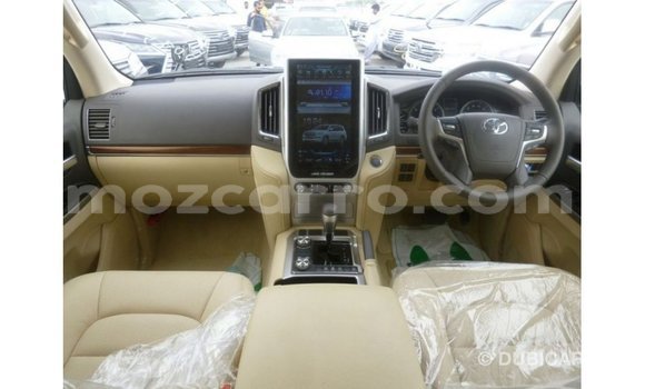 Nunua Imported Toyota Land Cruiser Nyeusi Gari ndani ya Import - Dubai nchini Cabo Delgado Nunua Imported Toyota Land Cruiser Nyeusi Gari ndani ya Import - Dubai nchini Cabo Delgado