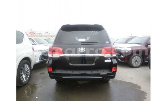 Nunua Imported Toyota Land Cruiser Nyeusi Gari ndani ya Import - Dubai nchini Cabo Delgado Nunua Imported Toyota Land Cruiser Nyeusi Gari ndani ya Import - Dubai nchini Cabo Delgado