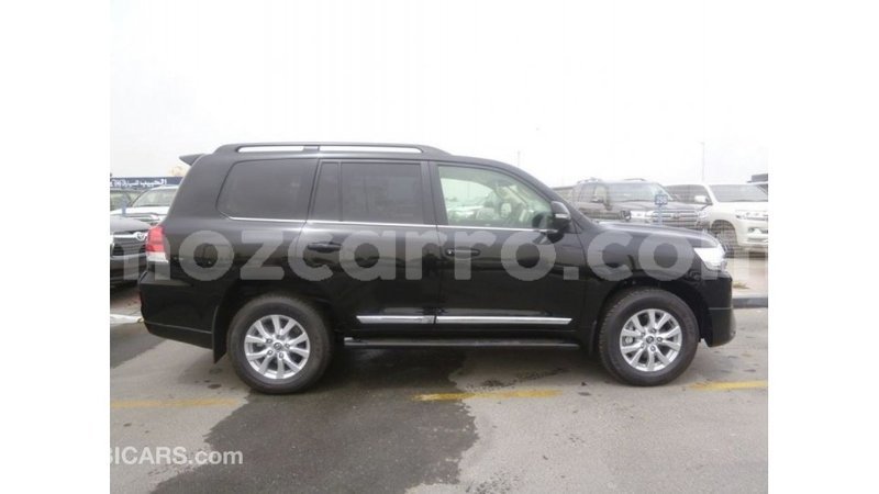 Big with watermark toyota land cruiser cabo delgado import dubai 6943