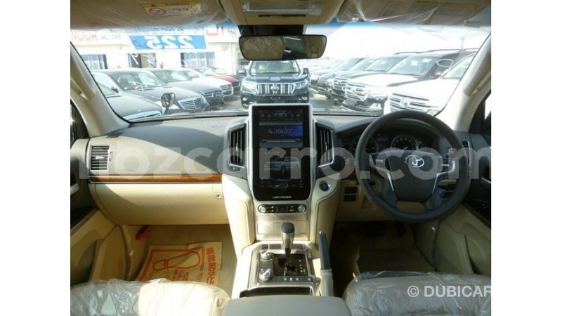 Big with watermark toyota land cruiser cabo delgado import dubai 6944