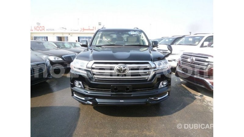 Big with watermark toyota land cruiser cabo delgado import dubai 6944