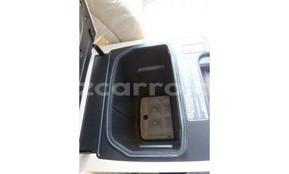 Comprar Importar Toyota Land Cruiser Preto Carro em Import - Dubai em Cabo Delgado Comprar Importar Toyota Land Cruiser Preto Carro em Import - Dubai em Cabo Delgado