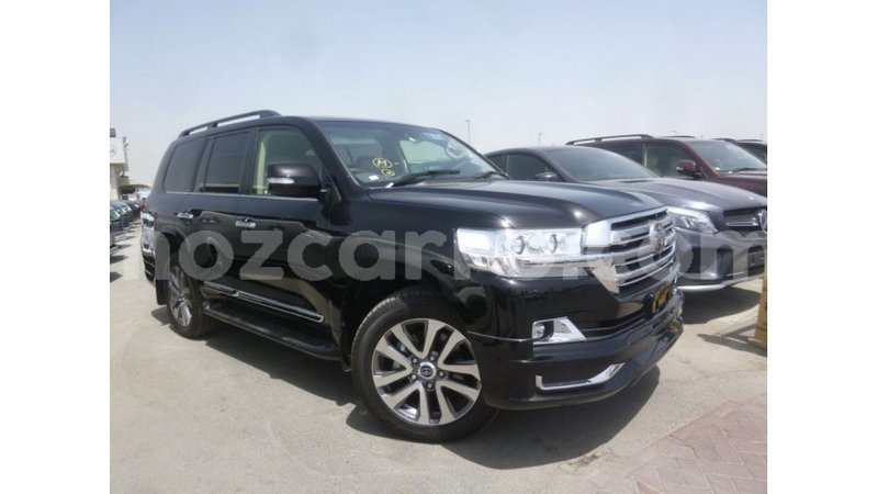 Big with watermark toyota land cruiser cabo delgado import dubai 6945