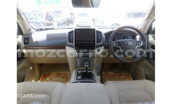 Nunua Imported Toyota Land Cruiser Nyeusi Gari ndani ya Import - Dubai nchini Cabo Delgado Nunua Imported Toyota Land Cruiser Nyeusi Gari ndani ya Import - Dubai nchini Cabo Delgado