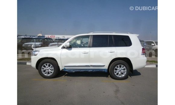 Buy Import Toyota Land Cruiser White Car in Import - Dubai in Cabo Delgado Buy Import Toyota Land Cruiser White Car in Import - Dubai in Cabo Delgado