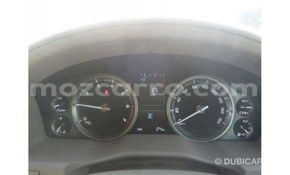 Nunua Imported Toyota Land Cruiser Nyeupe Gari ndani ya Import - Dubai nchini Cabo Delgado Nunua Imported Toyota Land Cruiser Nyeupe Gari ndani ya Import - Dubai nchini Cabo Delgado